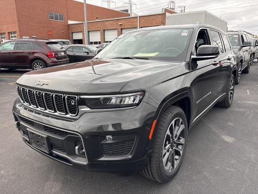 2023 Jeep Grand Cherokee L Overland