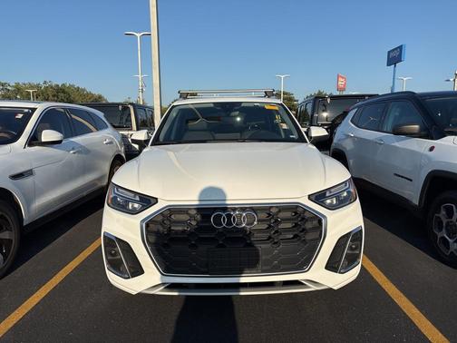 2023 Audi Q5 45 S line Premium Plus