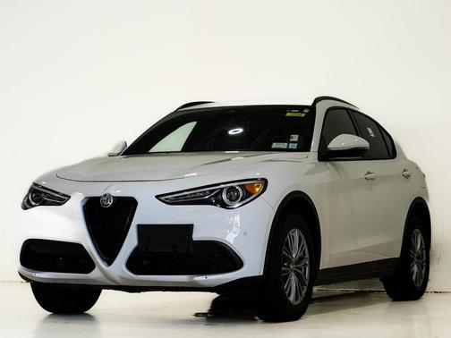 2022 Alfa Romeo Stelvio Sprint