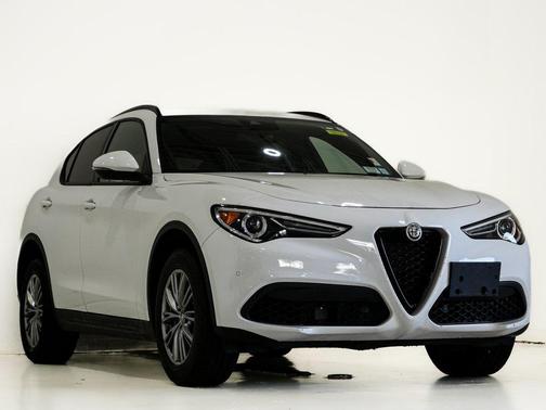 2022 Alfa Romeo Stelvio Sprint
