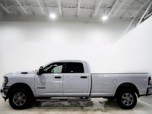 2024 RAM 2500 Big Horn Crew Cab 4x4 8' Box