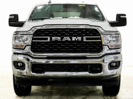 2024 RAM 2500 Big Horn Crew Cab 4x4 8' Box