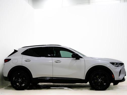 2023 Buick Envision Essence FWD