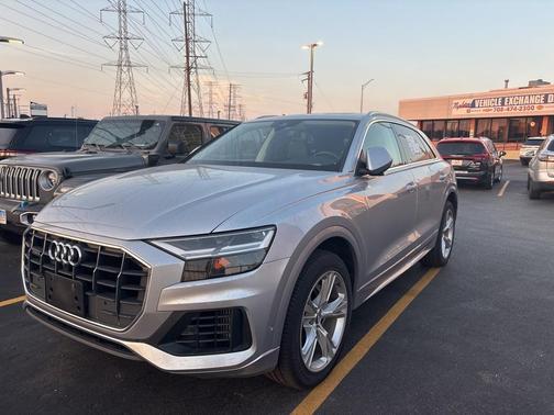 2019 Audi Q8 3.0T Premium Plus