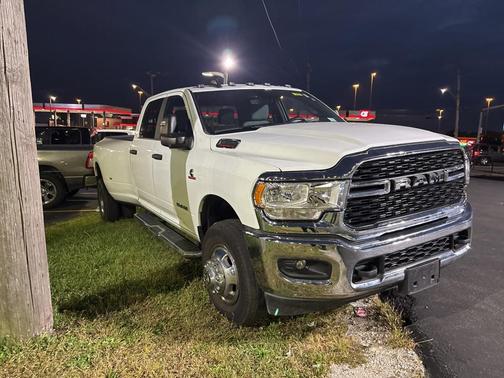 2024 RAM 3500 Big Horn Crew Cab 4x4 8' Box