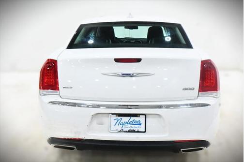 2020 Chrysler 300 Touring