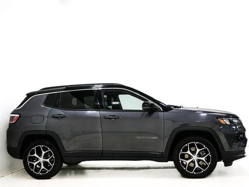 Baltic Gray Metallic Clearcoat 2024 Jeep Compass Limited