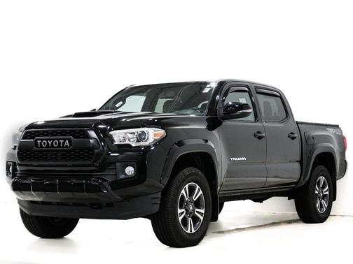 Black 2016 Toyota Tacoma TRD Sport