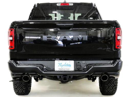 2026 RAM 1500 Warlock Crew Cab 4x4 5'7' Box