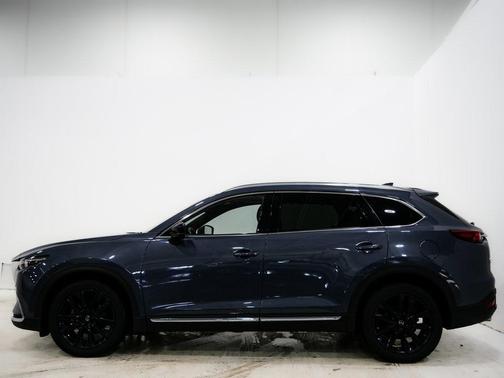2022 Mazda CX-9 Carbon Edition