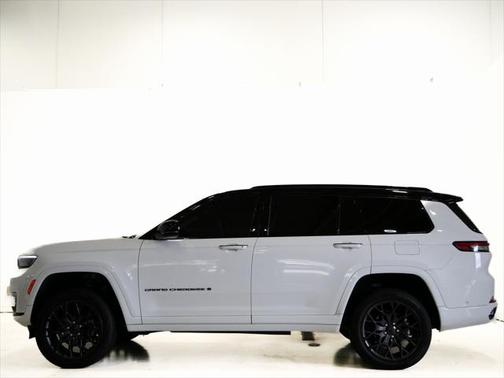 2023 Jeep Grand Cherokee L Summit Reserve