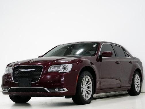 2017 Chrysler 300 Limited
