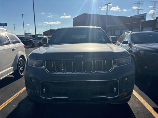 2022 Jeep Grand Cherokee L Overland