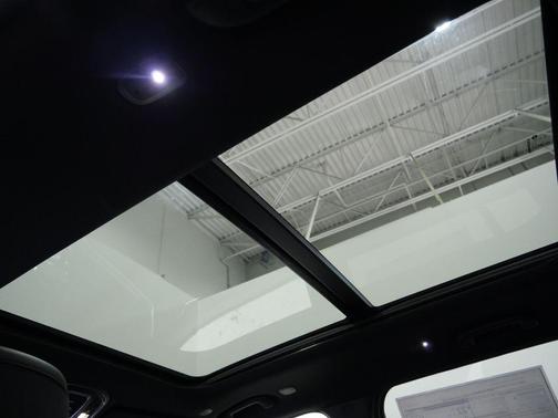 Bright White Clearcoat 2026 Jeep Grand Cherokee 85th Anniversay Edition 4x4