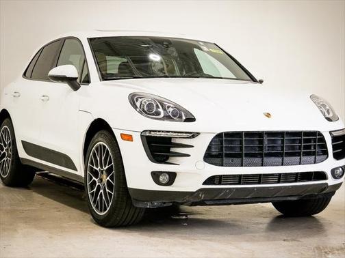 2018 Porsche Macan Base