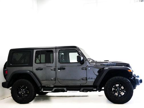 Granite Crystal Metallic Clearcoat 2024 Jeep Wrangler 4xe Willys