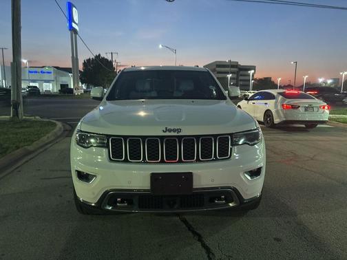 2018 Jeep Grand Cherokee Sterling Edition