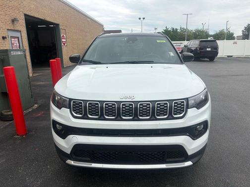 Bright White Clearcoat 2025 Jeep Compass Limited