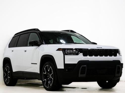 2026 Jeep Cherokee Overland