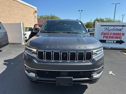 2023 Jeep Wagoneer Series I 4x4