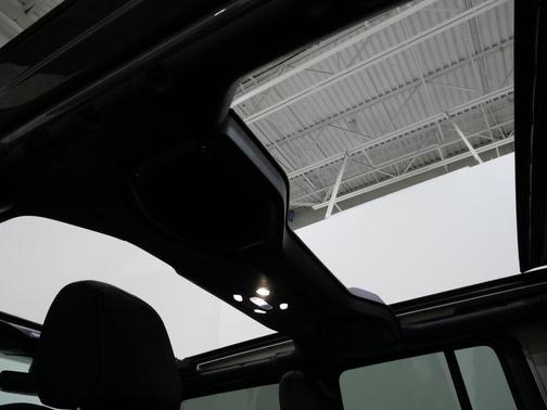 2022 Jeep Wrangler Willys