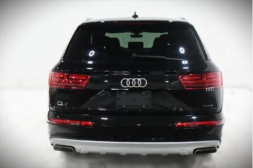 2018 Audi Q7 2.0T Premium Plus