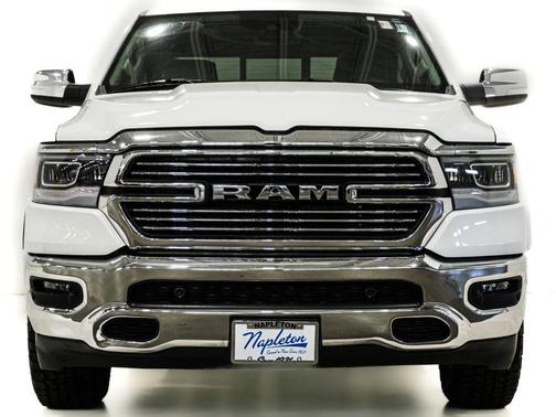 Bright White Clearcoat 2022 RAM 1500 Laramie