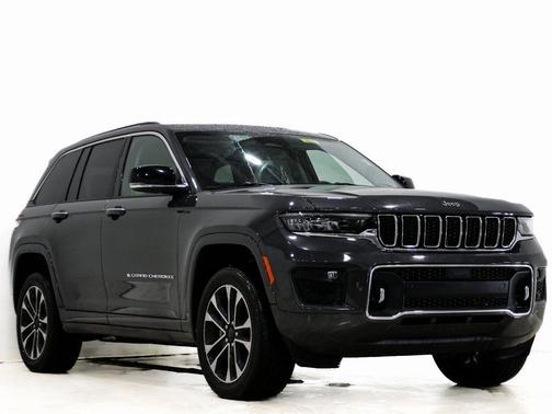 2022 Jeep Grand Cherokee Overland