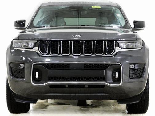 2022 Jeep Grand Cherokee Overland