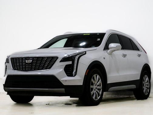 2022 Cadillac XT4 Premium Luxury