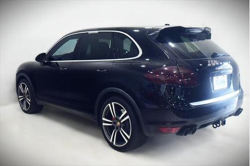 2014 Porsche Cayenne Turbo