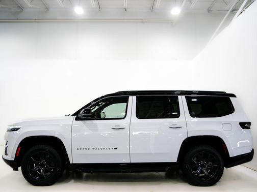 Bright White Clearcoat 2026 Jeep Grand Wagoneer Upland