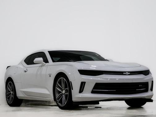2017 Chevrolet Camaro 2LT