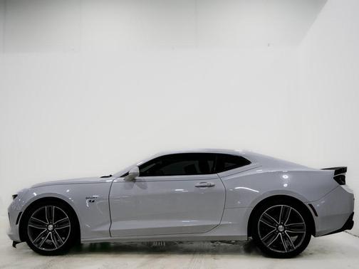 2017 Chevrolet Camaro 2LT