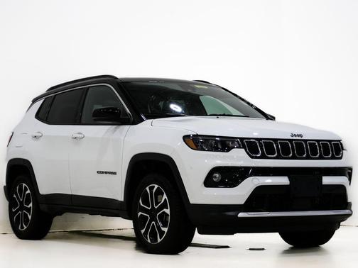 Bright White Clearcoat 2023 Jeep Compass Limited