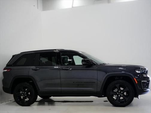 2025 Jeep Grand Cherokee Limited X