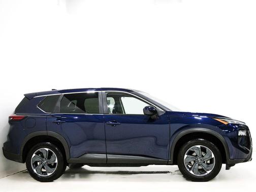Deep Ocean Blue Pearl 2024 Nissan Rogue SV