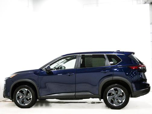 Deep Ocean Blue Pearl 2024 Nissan Rogue SV