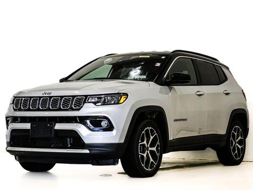 Silver Zynith Metallic Clearcoat 2025 Jeep Compass Limited