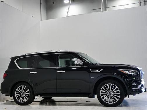 2018 INFINITI QX80 Base