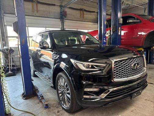 2018 INFINITI QX80 Base