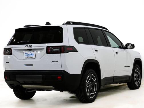 2026 Jeep Cherokee Laredo 4x4