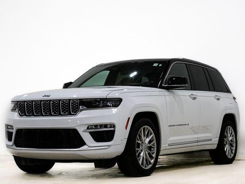 2022 Jeep Grand Cherokee Summit