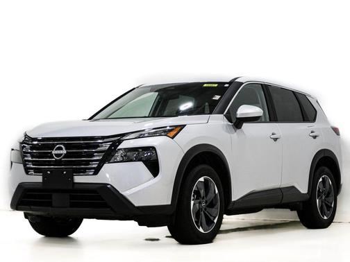Brilliant Silver Metallic 2025 Nissan Rogue SV