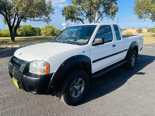 2002 Nissan Frontier XE Desert Runner King Cab