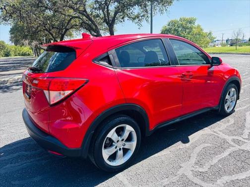 2017 Honda HR-V LX