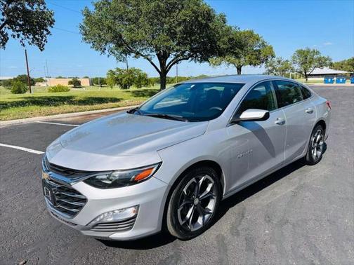 2022 Chevrolet Malibu FWD LT