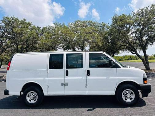 2021 Chevrolet Express 2500 RWD 2500 Regular Wheelbase WT