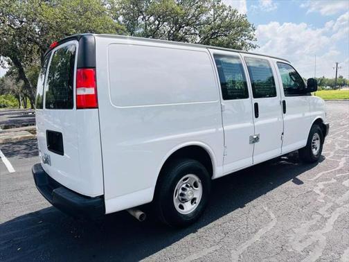 2021 Chevrolet Express 2500 RWD 2500 Regular Wheelbase WT