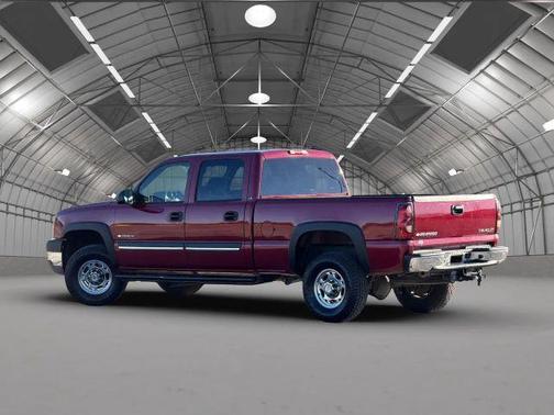 2004 Chevrolet Silverado 2500 LS 6 1/2 FT